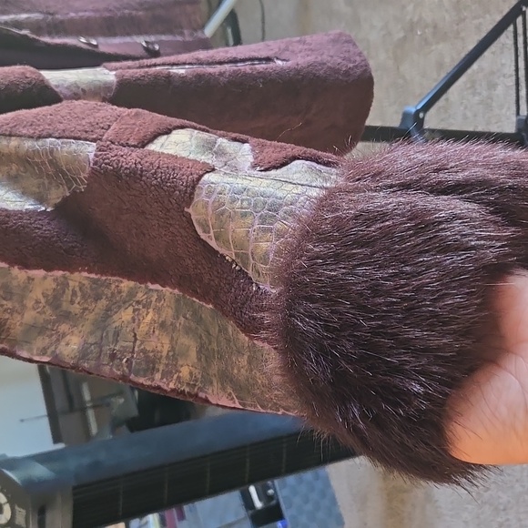 TL  Classic  Jacket Pre Loved  Rarely Been Worn Much Like New💜 - Picture 8 of 12